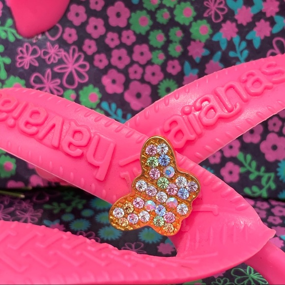 Havaianas Girls Flip Flops w/Charm - Picture 5 of 5